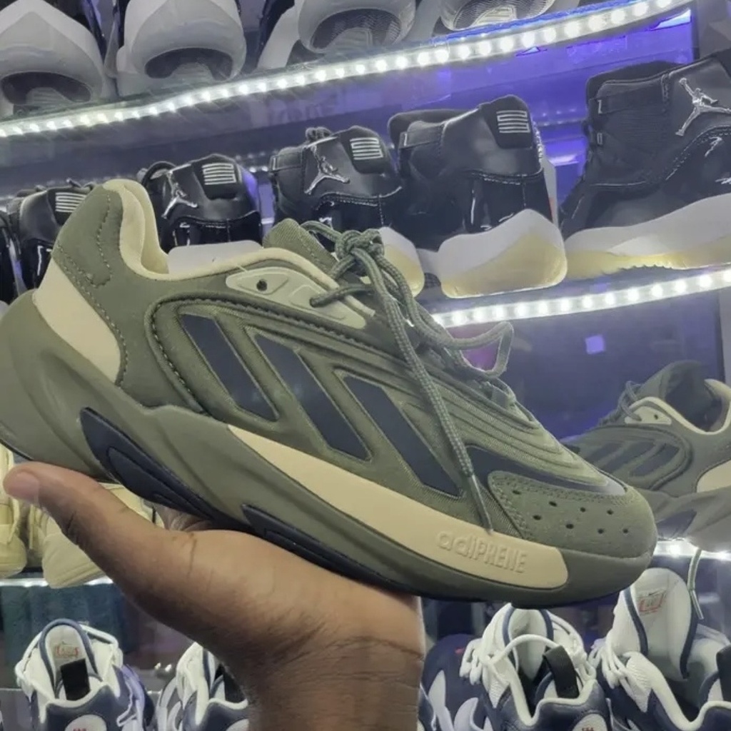 Adidas Ozelia